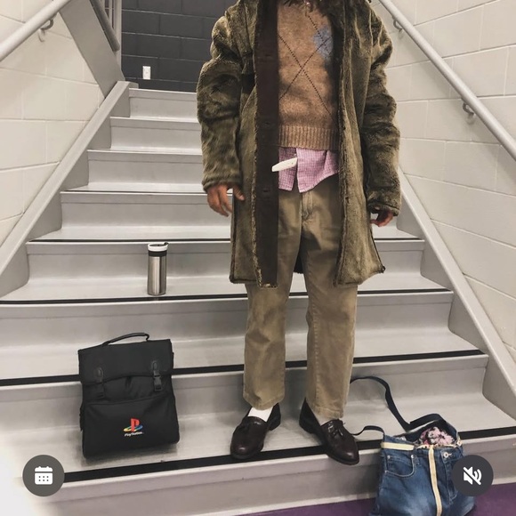 Meet your Posher, Tommy - Picture 2 of 10